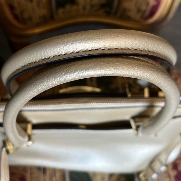 Calvin Klein Brooke leather satchel shoulder bag champagne color handbag - Picture 8 of 15